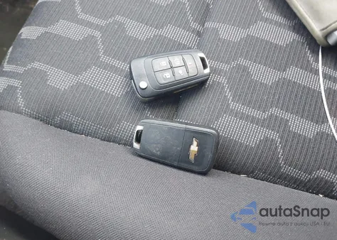 2015 Chevrolet Volt z USA, uszkodzony, nr VIN 1G1RC6E48FU133290